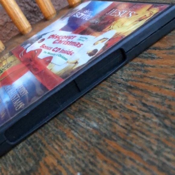 🎄 Discover Christmas - 5 Stories and 1 CD - Picture 4 of 9